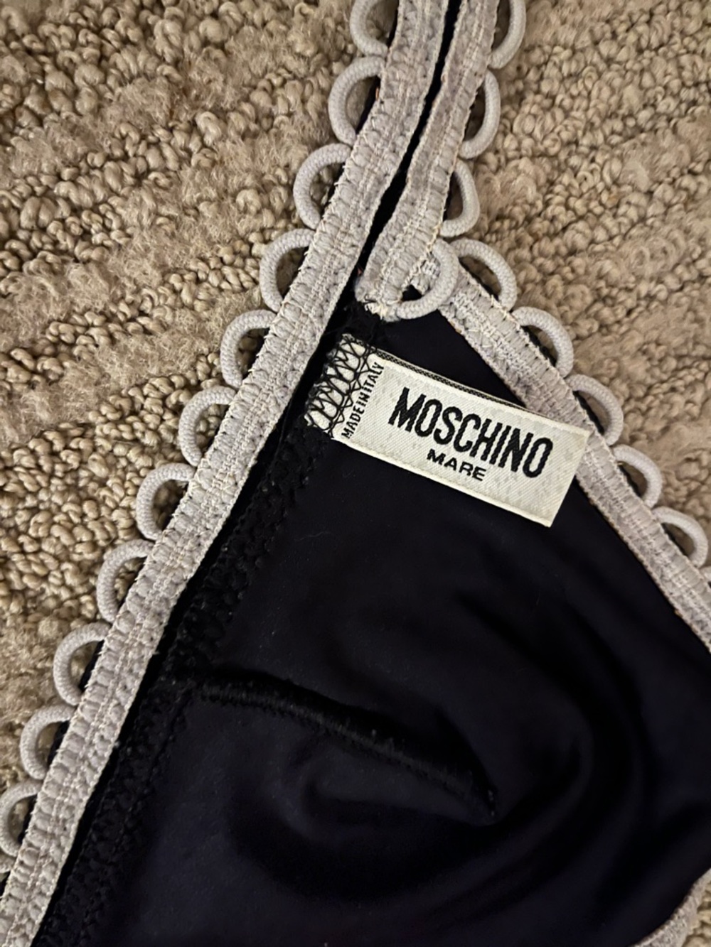 Rare Moschino Black & White bikini gold hardware - Picture 13 of 13